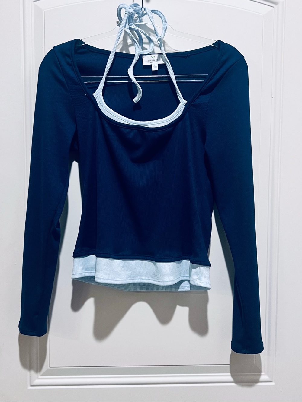 Source Unknown Navy Long Sleeve Swim Top with Light Blue Trim